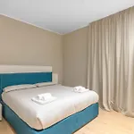 Vitruvio Palace - La Vista Apartments